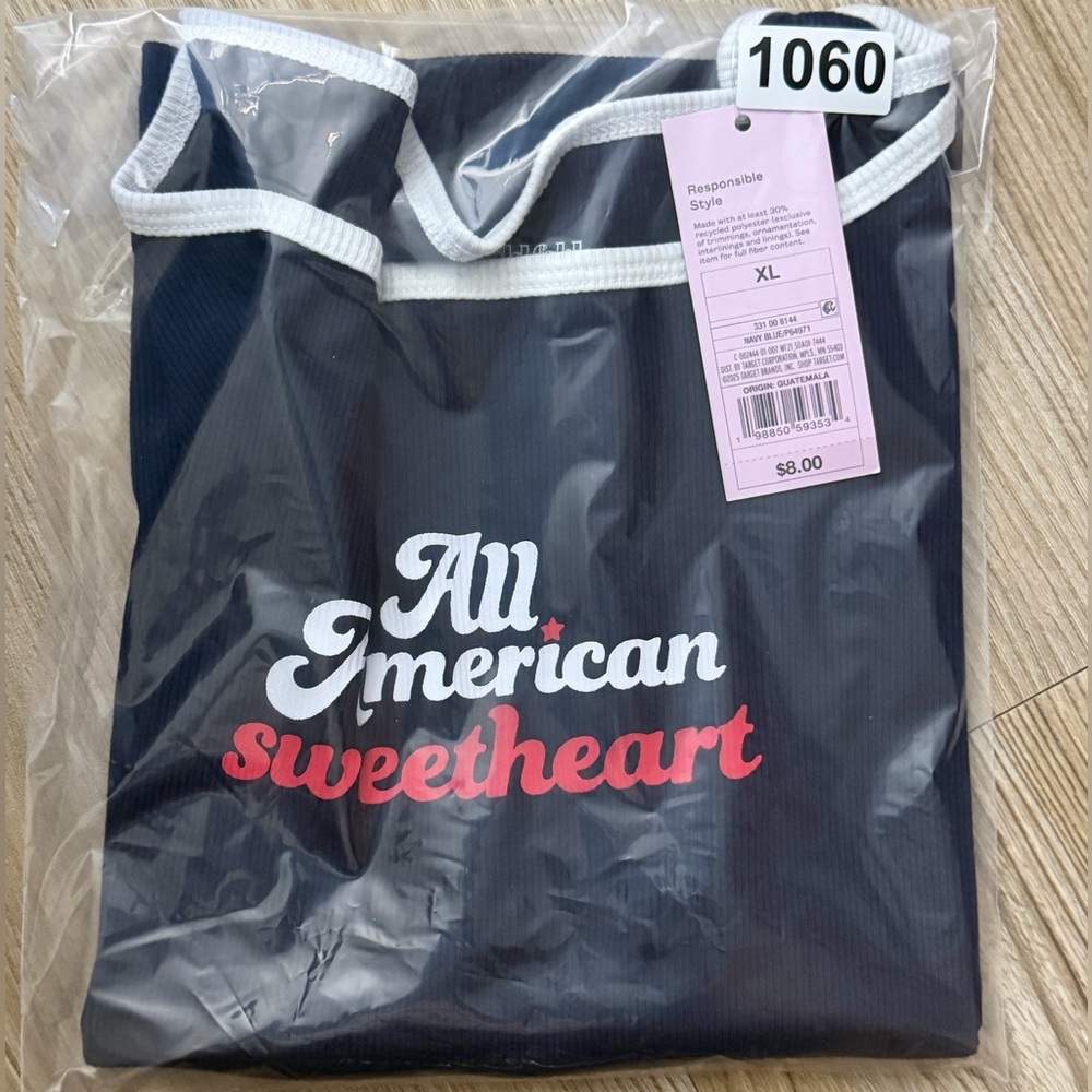 Wild Fable Tank Top Graphic "All American Sweetheart"
Ribbed - Navy Blue - XL - Picture 8 of 9